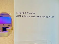 -Blue Concept Cafe&Farm·關於藍