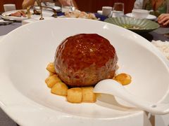 招牌千斤鼎-A One Kitchen·南京精菜馆(德基广场店)