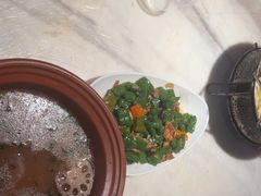 -老街烧烤大排档·地道湖北菜·龙虾馆(汉口火车站店)