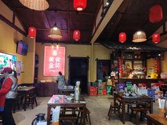 -富正毅三下锅·湘西韵味(天门山索道店)