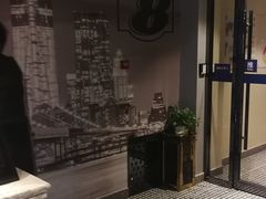 -速8精选酒店(北京工体三里屯春秀路店)