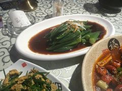 -巴特餐饮6加1音乐餐吧·新疆菜