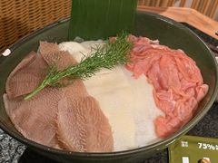 -三出山火锅(南京万象天地店)