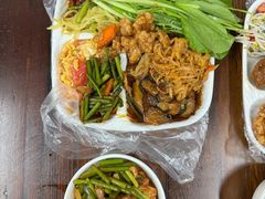 -食里香自助快餐(香槟小镇店)