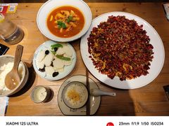 -临界音乐酒馆·小龙虾·江湖菜(华熙LIVE·鱼洞店)