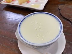 热姜撞奶-周大娘牛乳(旧寨古村总店)