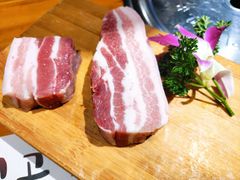 -唯成•韩国炭火烤肉 유성고기