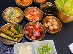 -24 新村雪浓汤(长白山烤肉店)