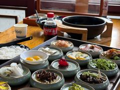 -桥香园过桥米线(国贸店)