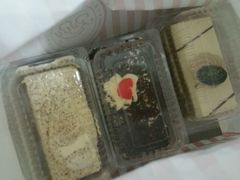 -红宝石·鲜奶小方·海派西点房(南丹店)