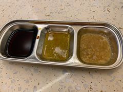 蘸酱-白仁仔· 活烤海鲜 宵夜(豫园店)