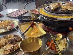 -胡悦里韩式烤肉(芝罘万达广场店)