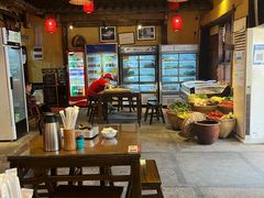 -富正毅三下锅·湘西韵味(天门山索道店)