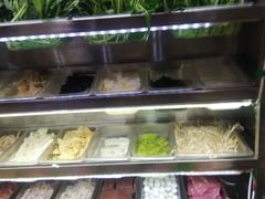 自助取餐区-张亮麻辣烫(南宁江南万达店)