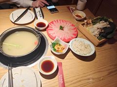 -大和食乐·鲜和牛酸汤火锅(环宇荟店)