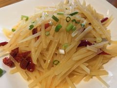 -陇上秦轩西安biangbiang面(EFC欧美金融商业城店)