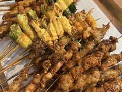 -亮亮烧烤(积玉桥总店)