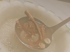 -翟辉冬瓜盅火锅(南村万博店)