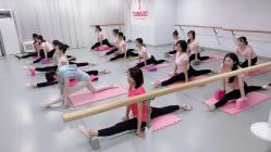 -艺佳舞蹈培训学校