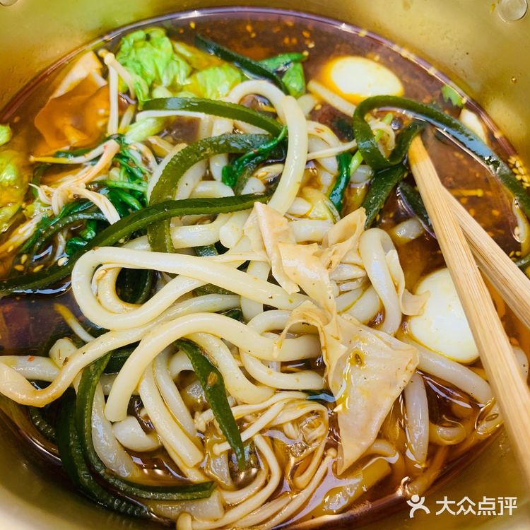 和东北小学门口卖的一样[加油]