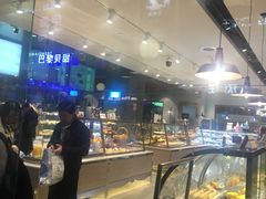 -巴黎贝甜(大宁国际商业广场店)