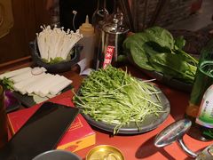 -谭鸭血老火锅(龙湖宝山天街店)