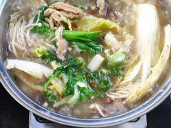 -霄汉牛三鲜湖北砂锅菜(万松园2店)
