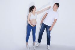 点击看大图 -十孕纪高端孕妇亲子摄影
