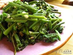 蕨菜-北京水岸山吧度假村(雁栖镇店)