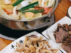 -牛小隆牛肉面馆(四牌楼店)