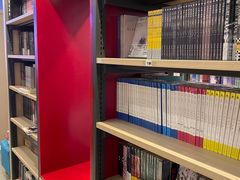 -新华书店(保利水城店)