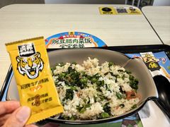 -老娘舅餐厅(黄龙体育中心店)