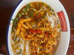 -万泊酒店(长沙五一广场国金中心店)