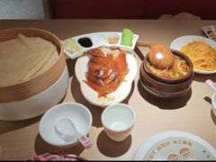 -满园烤鸭·春饼(太原街万达店)