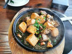 铁板双色豆腐-张家卫·阳江菜·小海鲜(肥婆湾桥店)