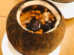 黑豆家鸡炖原只椰子汤-大唐靓汤江门私房菜(景田店)