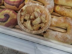 -焙丽拾光(麦凯乐直营店)