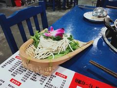 -马路边边串串香(涑河南街店)