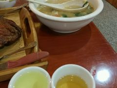 -东顺全羊坊烧烤炒菜莜面(张北店)