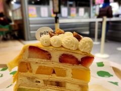 应季白巧水果千层-PAOPAO Bakery&Café(港汇店)