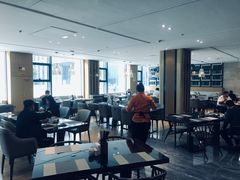 -航空港万怡酒店·万荟轩餐厅(航空港区远航路店)