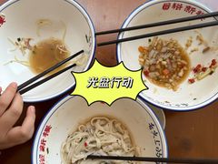 -裕新楼粉面馆·石磨手工粉(四方坪店)