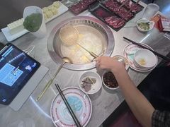 -三头牛·潮汕牛肉生蚝火锅 (夏湾店)