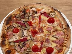 -城市大道红炉披萨烘焙坊