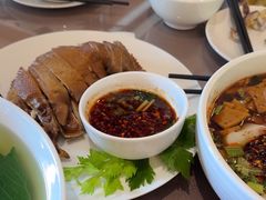 -湖泉水云间餐厅·弥勒地道菜(B座店)