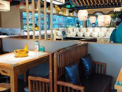 大堂-绿草地·湘菜(喜盈门店)