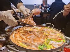 牛肉章鱼火锅-统营阿姨(虹泉路店)
