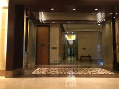 -宜昌均瑶国际酒店(宜昌CBD购物中心夷陵广场店)