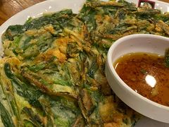 韭菜饼-喇喇排骨火锅·传统韩式脊骨汤(望京西园总店)