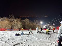 -中旅松花湖滑雪场